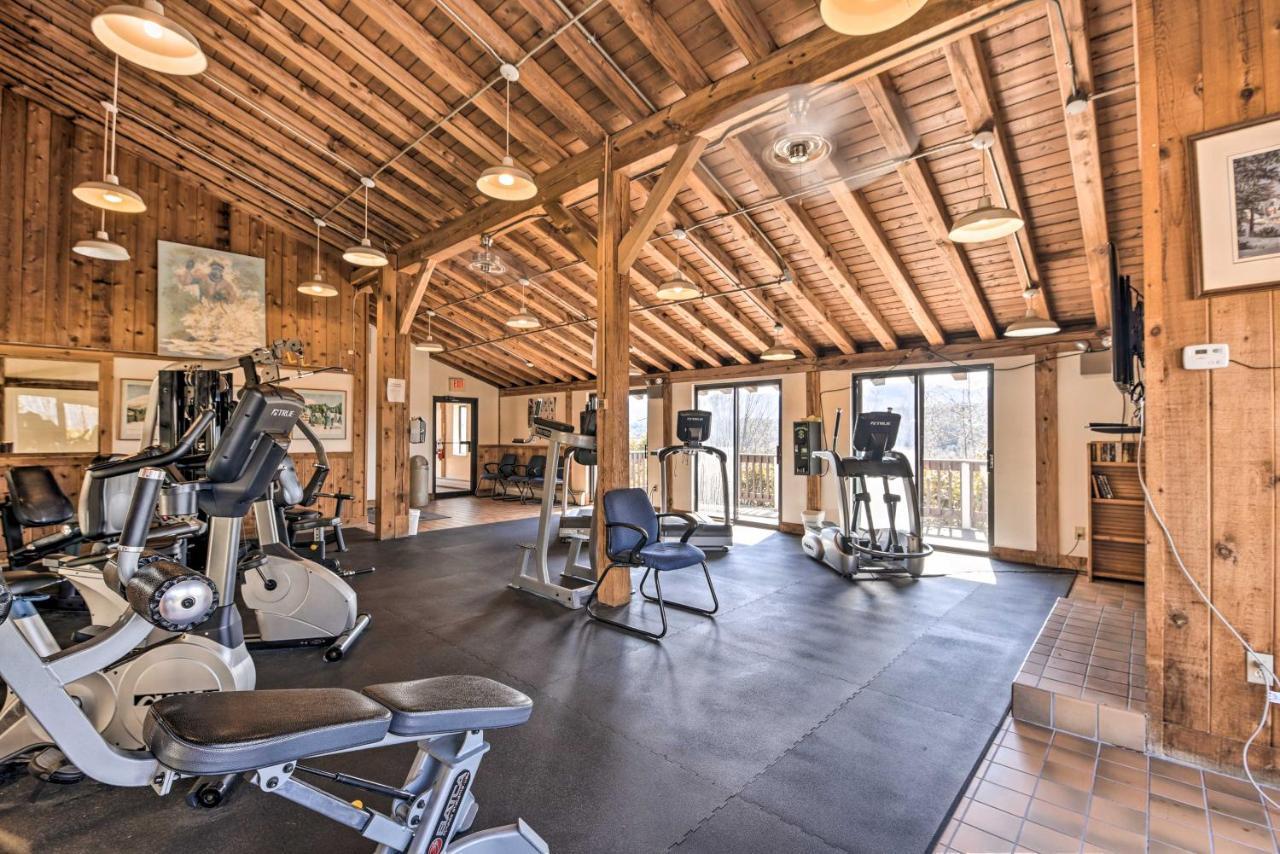 Mountain Condo With Views Near Hiking And Biking! ストー エクステリア 写真